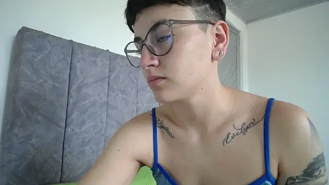 linda 33 online show from March 14, 2026, 12:32 pm