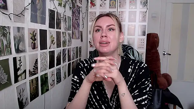 CapriScorpion online show from February 24, 2026, 8:56 am