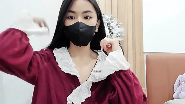 Snapshot of Lita-Julia chatting on January 11, 2025, 7:49 pm Lita-Julia online show from January 11, 2025, 7:49 pm