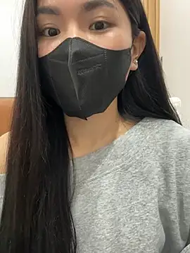 Snapshot of Lita-Julia chatting on February 16, 2025, 9:37 am Lita-Julia online show from February 16, 2025, 9:37 am