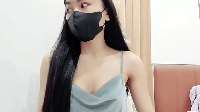 Snapshot of Lita-Julia chatting on March 11, 2025, 11:23 am Lita-Julia online show from March 11, 2025, 11:23 am