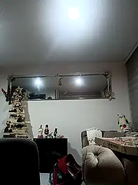 queen fetish online show from December 21, 2024, 2:41 am