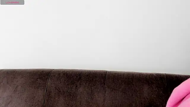 queen fetish online show from February 10, 2025, 8:10 pm