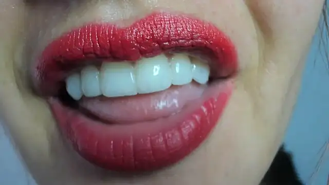 queen fetish online show from February 24, 2026, 9:57 pm