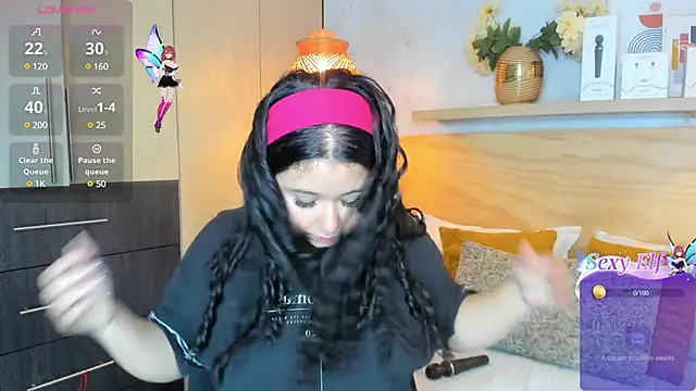 Snapshot of Atenea_cuteee chatting on December 30, 2024, 7:21 pm Atenea cuteee online show from December 30, 2024, 7:21 pm