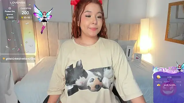 Snapshot of Atenea_cuteee chatting on February 28, 2025, 10:28 pm Atenea cuteee online show from February 28, 2025, 10:28 pm