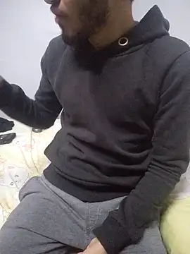 Snapshot of Arabian-B chatting on December 13, 2024, 5:54 pm Arabian-B online show from December 13, 2024, 5:54 pm