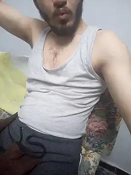 Snapshot of Arabian-B chatting on December 25, 2024, 5:48 am Arabian-B online show from December 25, 2024, 5:48 am