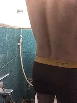 Snapshot of Arabian-B chatting on January 4, 2025, 8:06 am Arabian-B online show from January 4, 2025, 8:06 am