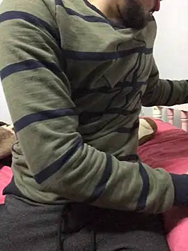 Snapshot of Arabian-B chatting on February 15, 2025, 6:01 pm Arabian-B online show from February 15, 2025, 6:01 pm