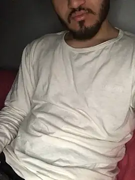 Snapshot of Arabian-B chatting on February 26, 2025, 8:33 pm Arabian-B online show from February 26, 2025, 8:33 pm