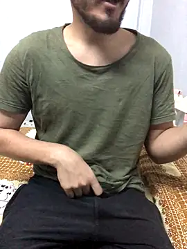 Snapshot of Arabian-B chatting on October 17, 2025, 6:16 am Arabian-B online show from October 17, 2025, 6:16 am