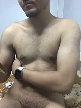 Snapshot of Arabian-B chatting on October 28, 2025, 12:19 pm Arabian-B online show from October 28, 2025, 12:19 pm