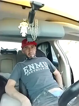 prettyboi6992 online show from October 9, 2025, 12:30 am