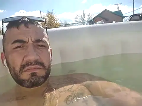 prettyboi6992 online show from November 25, 2025, 6:41 pm