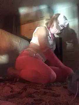 Snapshot of BigAssKi chatting on December 19, 2024, 12:34 am BigAssKi online show from December 19, 2024, 12:34 am