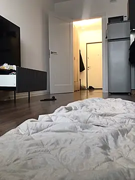 Snapshot of BigAssKi chatting on February 28, 2026, 8:37 am BigAssKi online show from February 28, 2026, 8:37 am