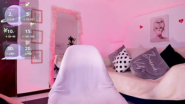 Snapshot of Kim_ev chatting on January 29, 2025, 8:18 am Kim ev online show from January 29, 2025, 8:18 am