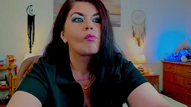 EllenGrace online show from July 20, 2026, 9:12 am