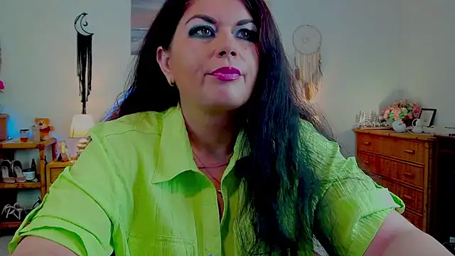 EllenGrace online show from July 21, 2026, 8:27 am