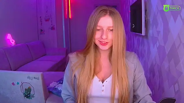 Snapshot of AmaliaQueen chatting on December 13, 2024, 1:01 pm AmaliaQueen online show from December 13, 2024, 1:01 pm