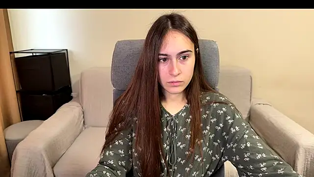 AliceKolltt online show from November 28, 2025, 11:35 am