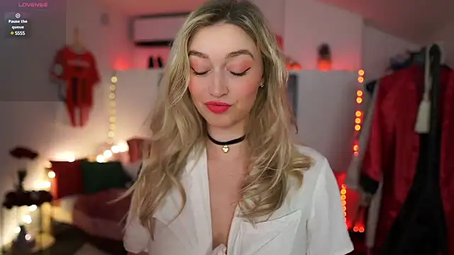 Snapshot of Alexis___Texas chatting on February 21, 2025, 7:43 pm Alexis Texas online show from February 21, 2025, 7:43 pm