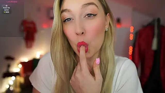 Snapshot of Alexis___Texas chatting on February 23, 2025, 8:00 pm Alexis Texas online show from February 23, 2025, 8:00 pm