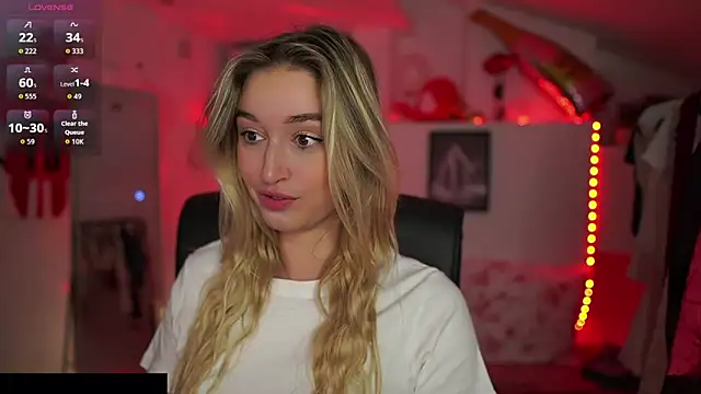 Snapshot of Alexis___Texas chatting on September 20, 2025, 1:23 pm Alexis Texas online show from September 20, 2025, 1:23 pm