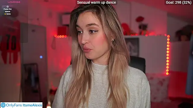 Snapshot of Alexis___Texas chatting on October 19, 2025, 6:30 pm Alexis Texas online show from October 19, 2025, 6:30 pm