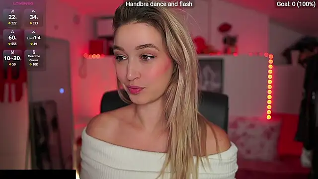 Snapshot of Alexis___Texas chatting on November 2, 2025, 7:05 pm Alexis Texas online show from November 2, 2025, 7:05 pm