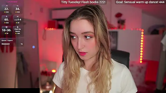 Snapshot of Alexis___Texas chatting on November 18, 2025, 2:32 pm Alexis Texas online show from November 18, 2025, 2:32 pm