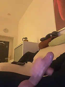 Frank22xx online show from February 6, 2026, 8:56 pm