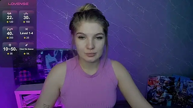lily williamss online show from July 7, 2026, 11:53 pm