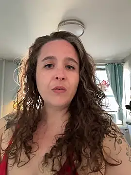 sylviahhh online show from June 19, 2026, 9:51 pm