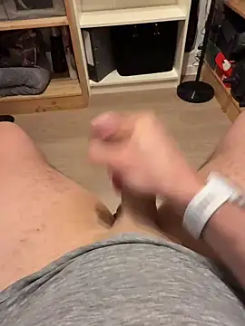 Snapshot of Siggidc2n chatting on February 14, 2025, 10:28 am Siggidc2n online show from February 14, 2025, 10:28 am