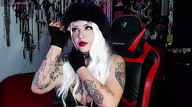 Snapshot of jannaink_ chatting on January 11, 2025, 12:44 am jannaink  online show from January 11, 2025, 12:44 am