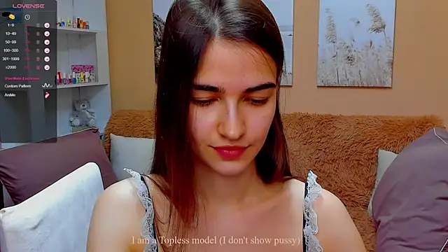 AstoriyaNight online show from March 22, 2025, 2:03 pm