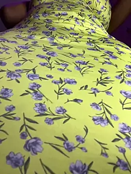 Snapshot of Cherrytowild chatting on February 7, 2026, 8:40 am Cherrytowild online show from February 7, 2026, 8:40 am