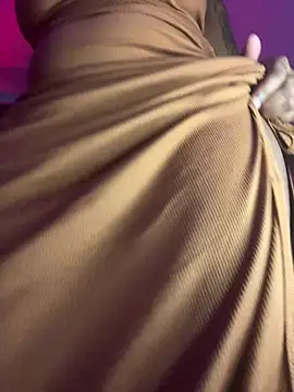 Snapshot of Cherrytowild chatting on February 26, 2026, 4:55 am Cherrytowild online show from February 26, 2026, 4:55 am