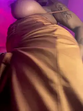 Snapshot of Cherrytowild chatting on April 3, 2026, 6:22 am Cherrytowild online show from April 3, 2026, 6:22 am