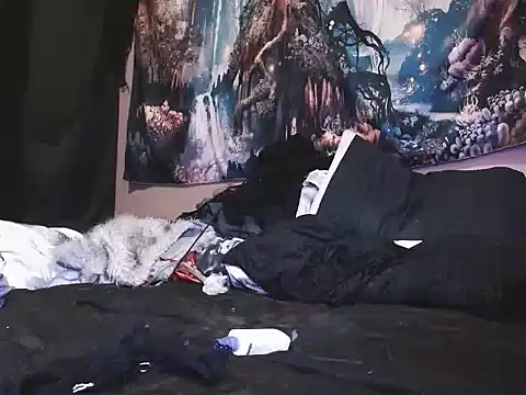 HighCityHoney online show from March 6, 2025, 8:48 pm