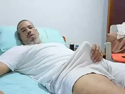 jackbigcock11 online show from May 19, 2026, 12:22 pm