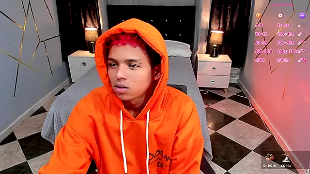 Noah Smith04 online show from December 1, 2024, 5:13 pm