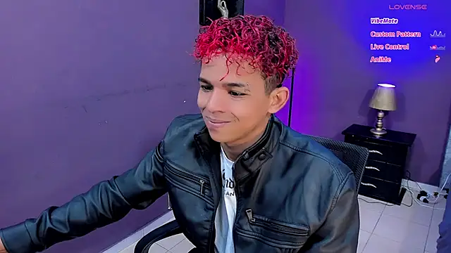 Noah Smith04 online show from December 5, 2024, 12:44 pm