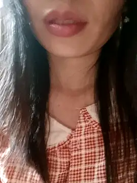 Snapshot of Blythe_69 chatting on January 28, 2025, 2:21 pm Blythe 69 online show from January 28, 2025, 2:21 pm