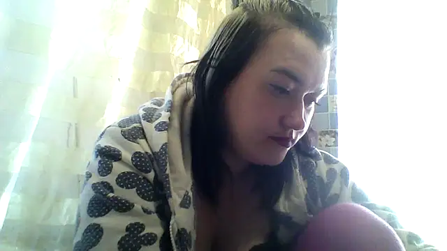 HollyLaBerry online show from May 14, 2026, 5:58 am