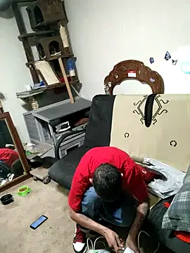 Snapshot of LongDickZee562 chatting on February 25, 2025, 1:20 am LongDickZee562 online show from February 25, 2025, 1:20 am