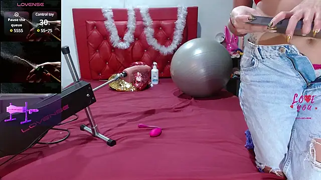 Snapshot of cleopatraa chatting on January 15, 2025, 10:02 pm cleopatraa online show from January 15, 2025, 10:02 pm