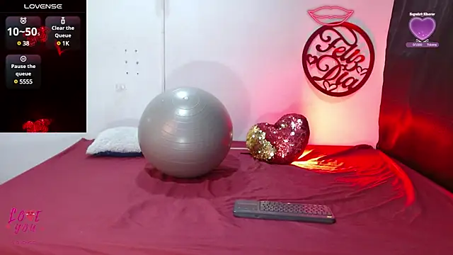 Snapshot of cleopatraa chatting on February 24, 2025, 7:52 pm cleopatraa online show from February 24, 2025, 7:52 pm